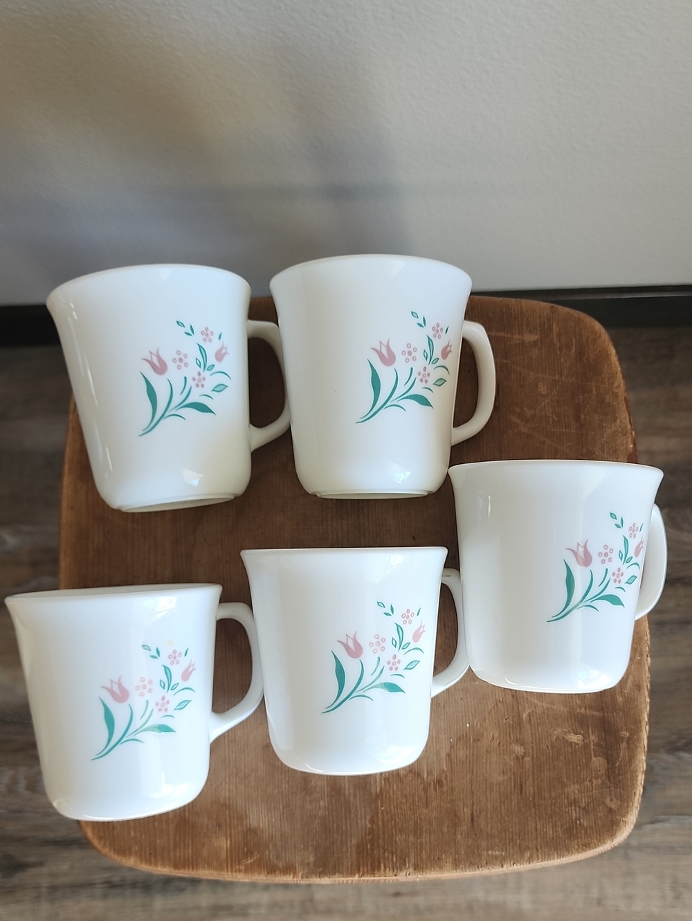 VINTAGE CORNING "TULIPS" MUGS Set Of 5